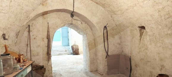 Edificio de 4 habitaciónes en Castellana Grotte, Italy No. 25864 20