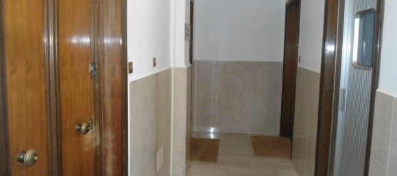 Escritório de 3 divisões em Bologna, Italy N.º 88996 9