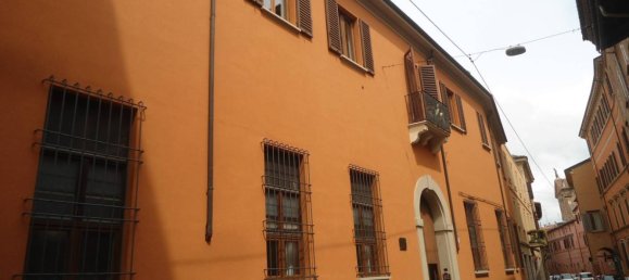 Escritório de 3 divisões em Bologna, Italy N.º 88996 2