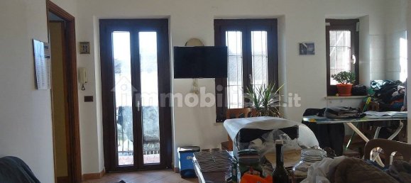 2 bedrooms House in Casalgrasso, Italy No. 261462 7
