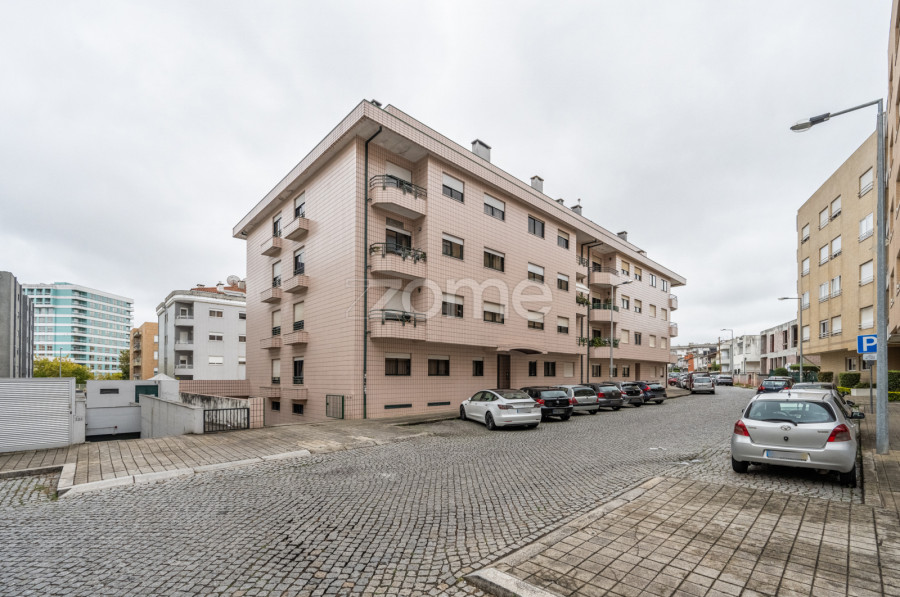 Apartamento de 1 dormitorio en Maia, Portugal No. 341109