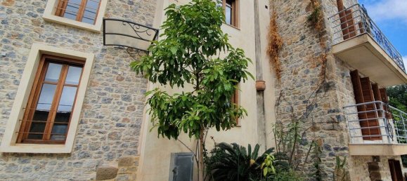 5 bedrooms Property in Ierapetra, Greece No. 3795 2