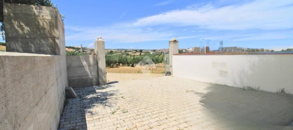 2 bedrooms Apartment in San Salvo, Italy No. 293645 4