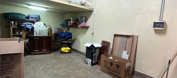 Garaje en Palermo, Italy 20 m² No. 336775 6