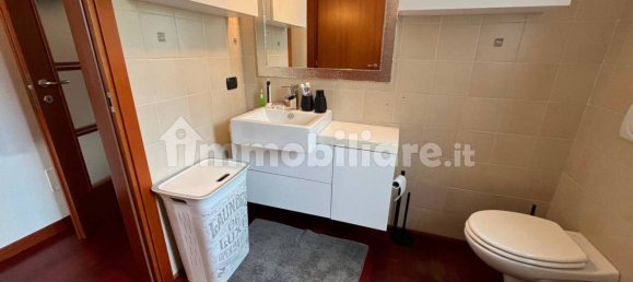 2 Schlafzimmer Haus in Sona, Italy, Nr. 310421 28