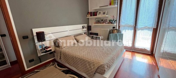 2 Schlafzimmer Haus in Sona, Italy, Nr. 310421 20