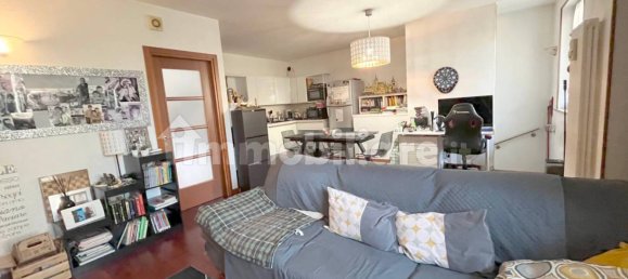 2 Schlafzimmer Haus in Sona, Italy, Nr. 310421 14