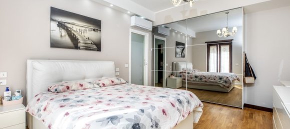 Квартира с 4 спальнями в Рим, Италия № 380344 17