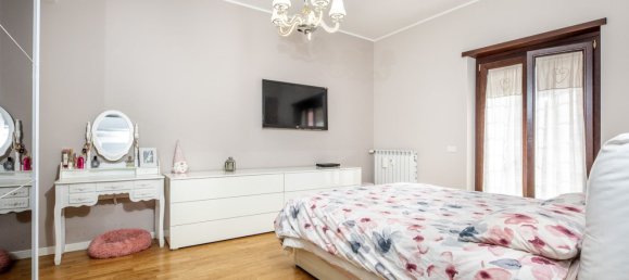 Квартира с 4 спальнями в Рим, Италия № 380344 15