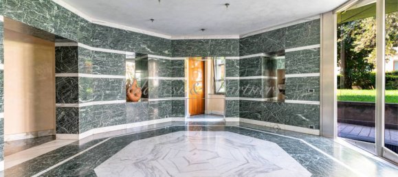 3 bedrooms Apartment in Bergamo, Italy No. 276335 22