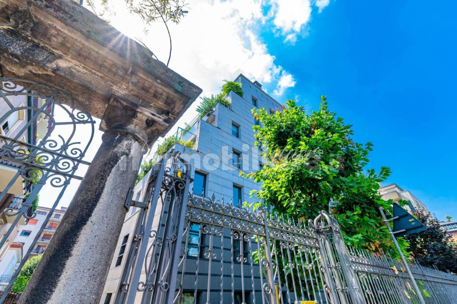 3 bedrooms Apartment in Bergamo, Italy No. 276335