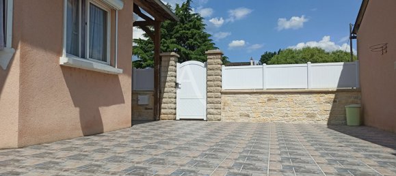 4 bedrooms House in Fontguenand, France No. 83463 16