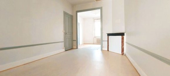 3 bedrooms House in Saint-Quentin, France No. 302258 14