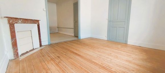 3 bedrooms House in Saint-Quentin, France No. 302258 15