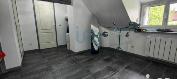 3 bedrooms House in Sens, France No. 359713 12