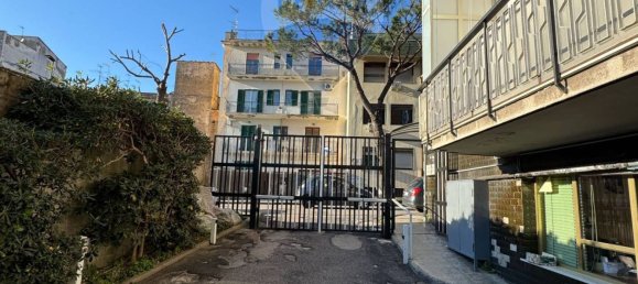 3 bedrooms Apartment in San Giorgio a Cremano, Italy No. 56791 4