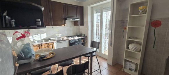 4-salle Appartement à Rome, Italy No. 27077 63