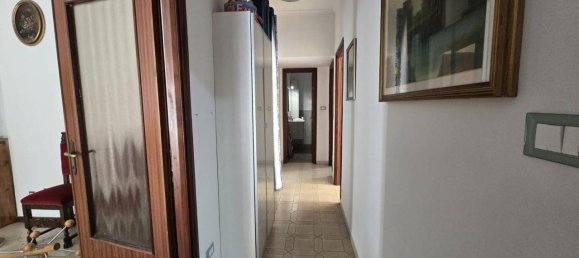 4-salle Appartement à Rome, Italy No. 27077 18