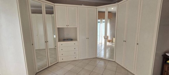 4-salle Appartement à Rome, Italy No. 27077 22