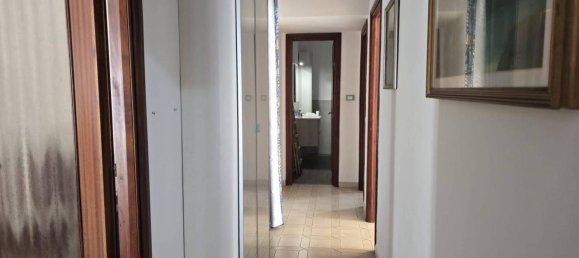 4-salle Appartement à Rome, Italy No. 27077 116