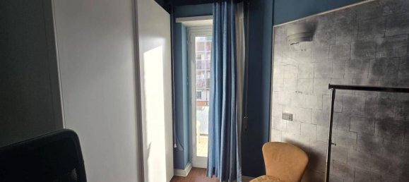 4-salle Appartement à Rome, Italy No. 27077 92