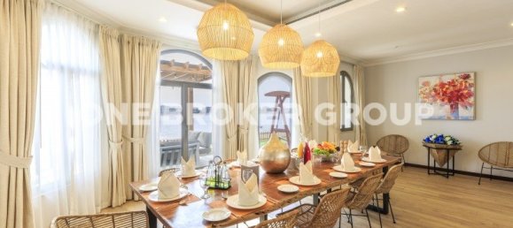 4 bedrooms Villa in Palm Jumeirah, UAE No. 915 11