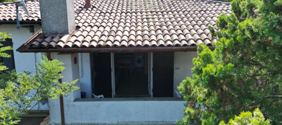 3 bedrooms House in Comacchio, Italy No. 330142 10
