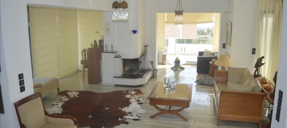 4 chambres Villa à Kalyvia Thorikou, Greece No. 6677 4