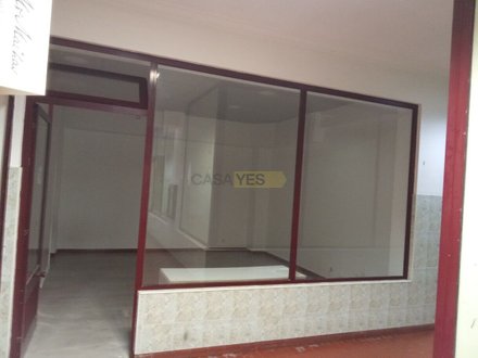 Propriété commerciale à Caminha, Portugal 17m² No. 61944