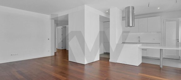 4 Schlafzimmer Wohnung in Porto, Portugal, Nr. 78648 20