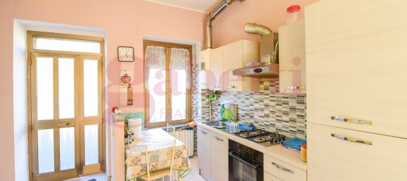 2 rooms Apartment in Mariano Comense, Italy No. 333669 10