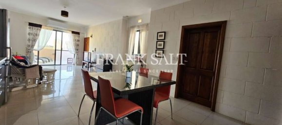 Ático de 2 dormitorios en Ghajnsielem, Malta No. 3032 5