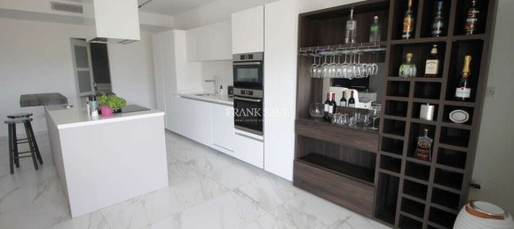 3 غرف نوم شقة في Bahar ic-Caghaq, Malta رقم 9583 6