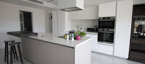 3 غرف نوم شقة في Bahar ic-Caghaq, Malta رقم 9583 7