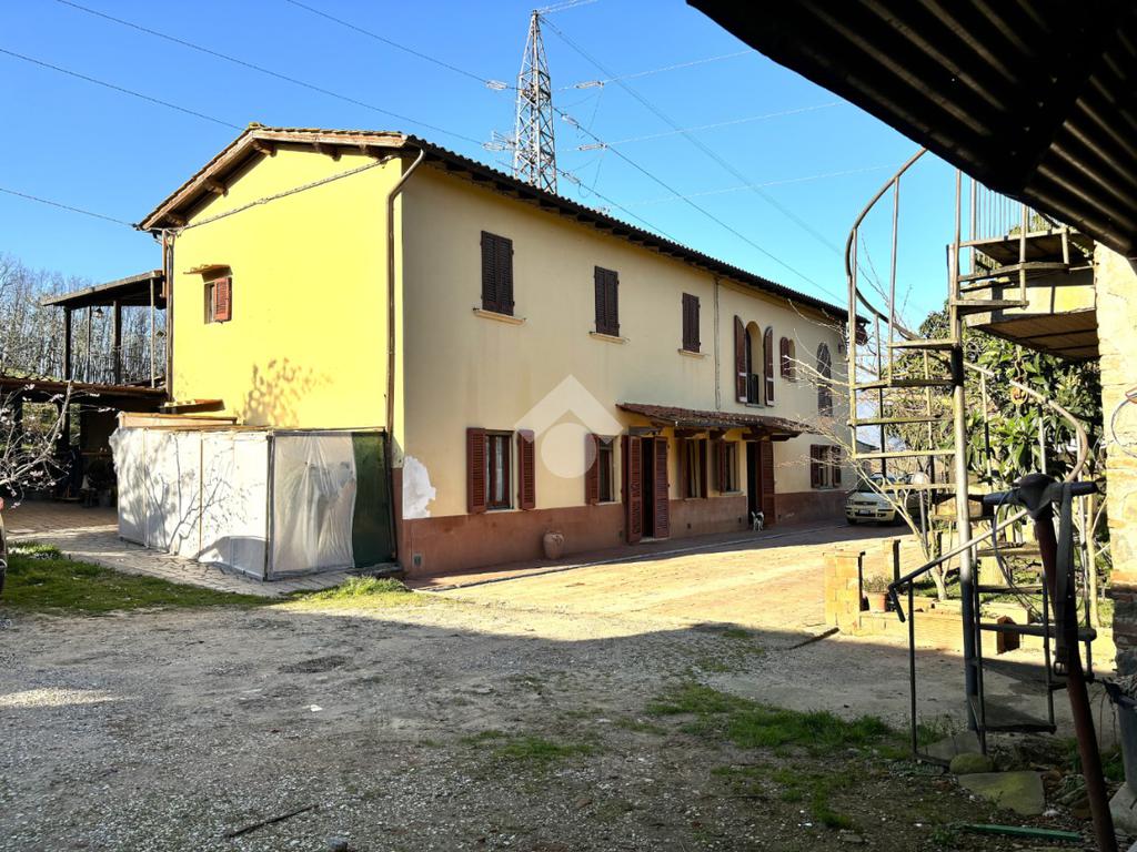 6 bedrooms House in Pistoia, Italy No. 79242