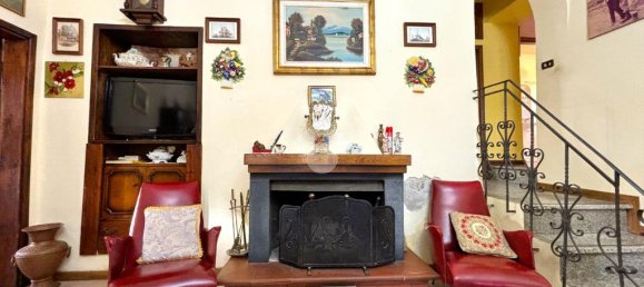 6 bedrooms House in Pistoia, Italy No. 79242 16