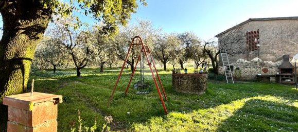 6 bedrooms House in Pistoia, Italy No. 79242 48