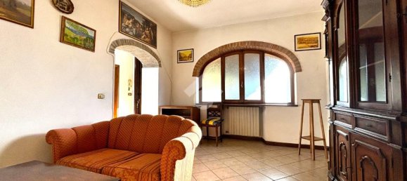 6 bedrooms House in Pistoia, Italy No. 79242 25