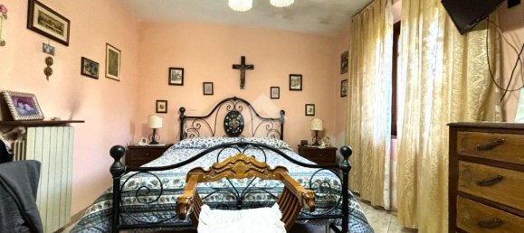 6 bedrooms House in Pistoia, Italy No. 79242 21