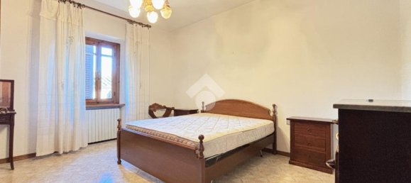 6 bedrooms House in Pistoia, Italy No. 79242 32