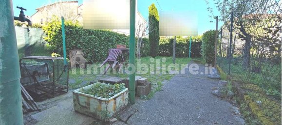 Casa de 4 dormitorios en Lucca, Italy No. 210947 21