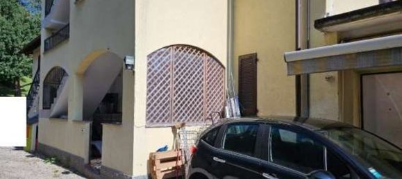 2-salle Appartement à Limbiate, Italy No. 3320 4