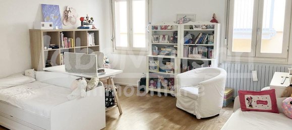 Квартира с 4 комнатами в Гавирате, Италия № 19706 12