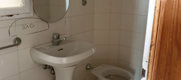 4 rooms Apartment in Florence, Italy No. 268668 8