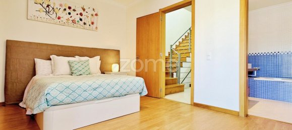 3 bedrooms House in Ferreiras, Portugal No. 101805 19