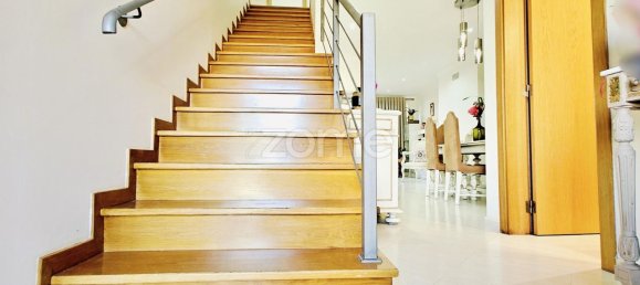 3 bedrooms House in Ferreiras, Portugal No. 101805 14