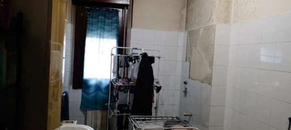 4غرفة شقة في Rho, Italy رقم 4993 10