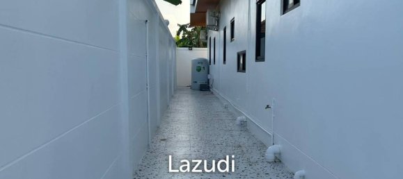 3 bedrooms Cafe / restaurant in Bang Sare, Thailand No. 15334 10