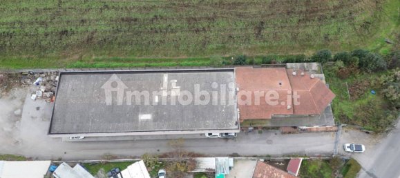 Lagerhaus in Calcinato, Italy 1107m², Nr. 110007 24