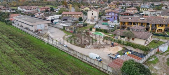 Lagerhaus in Calcinato, Italy 1107m², Nr. 110007 16